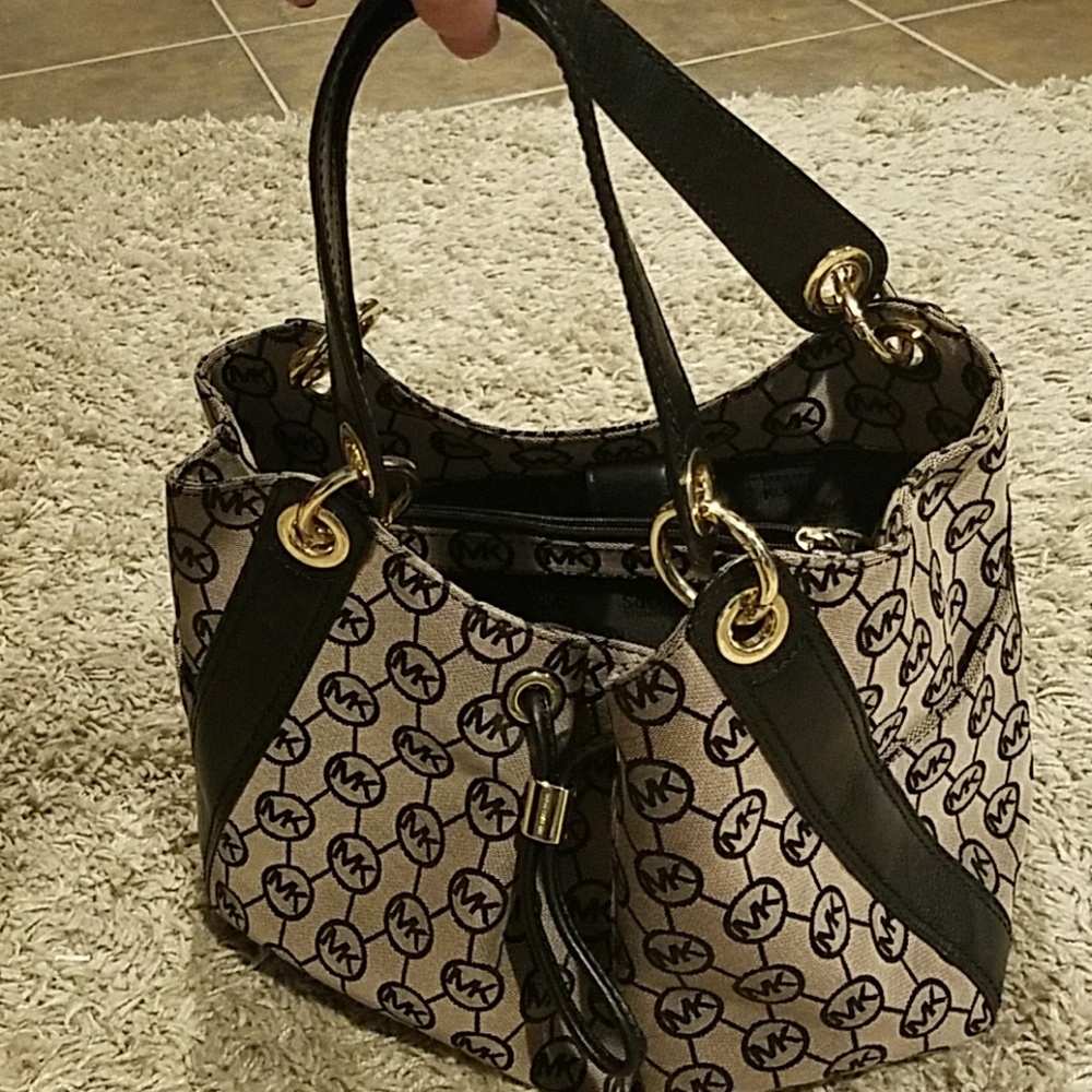 Michael Kors Authentic Handbag - image 8